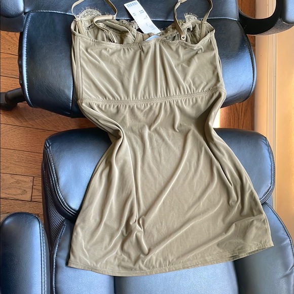 NWT URBAN OUTFITTERS  LACE SLIP DRESS - Picture 8 of 10